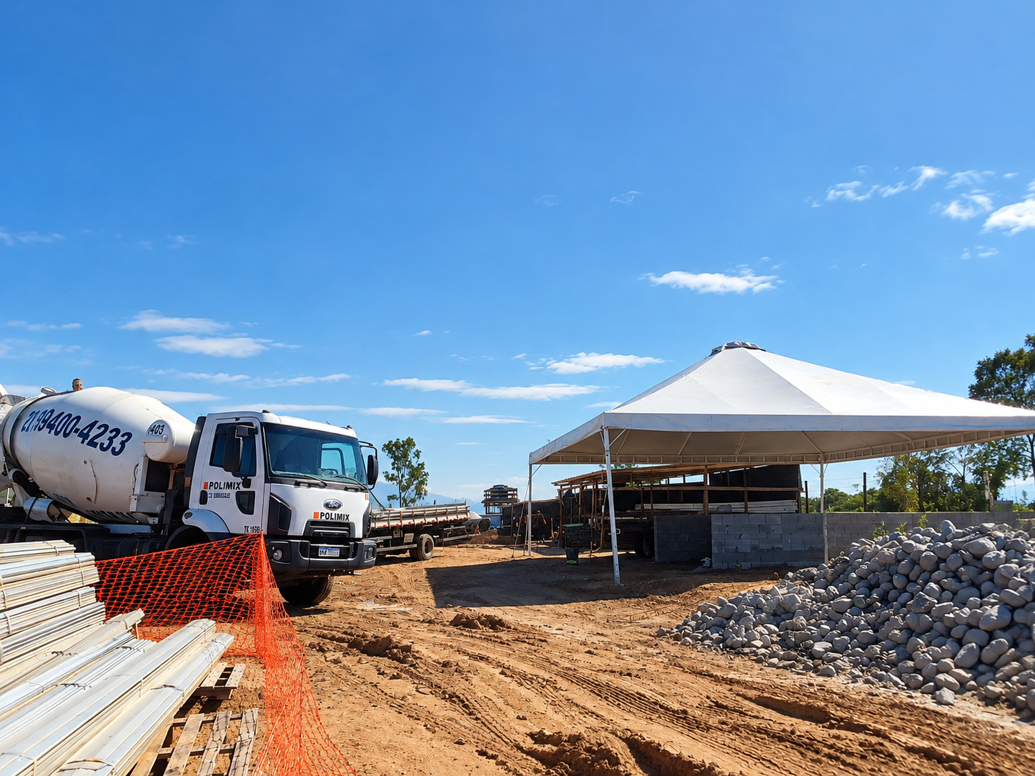 Tenda em obra